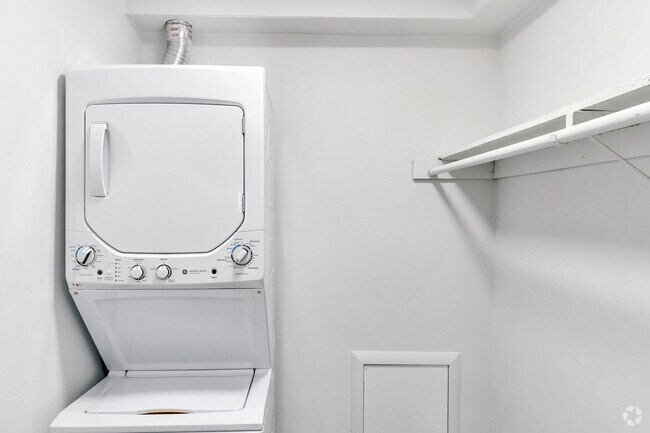 1BR, 1BA - Laundry Closet