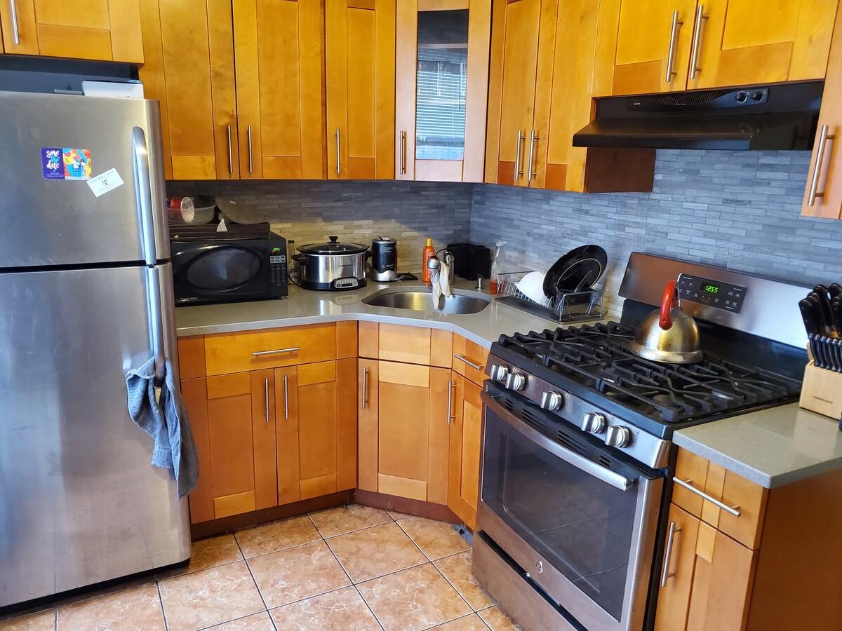 2441 Barker Ave Apartment For Rent in Bronx, NY