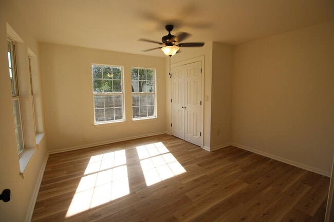 Photo - 111 W Wolfe St