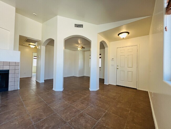 Photo - "Charming 3-Bedroom Oasis with 2 Full Baths in Buckeye - 1574 Sq Ft of Comfort!"