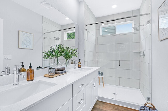 Photo - Los Cielos at Brooks Luxury Rentals