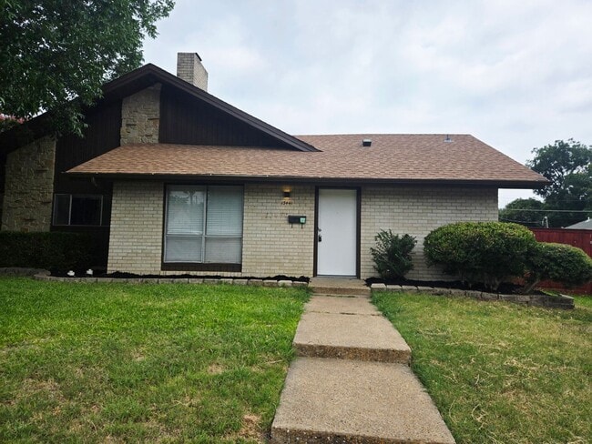 Building Photo - 13439 Blossomheath Ln
