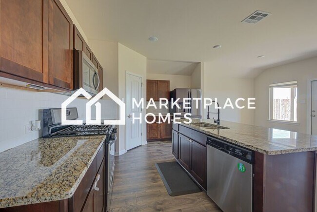 Photo - 109 Border Ct