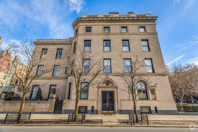Building Photo - 419 Commonwealth Ave Unit 3 Rental