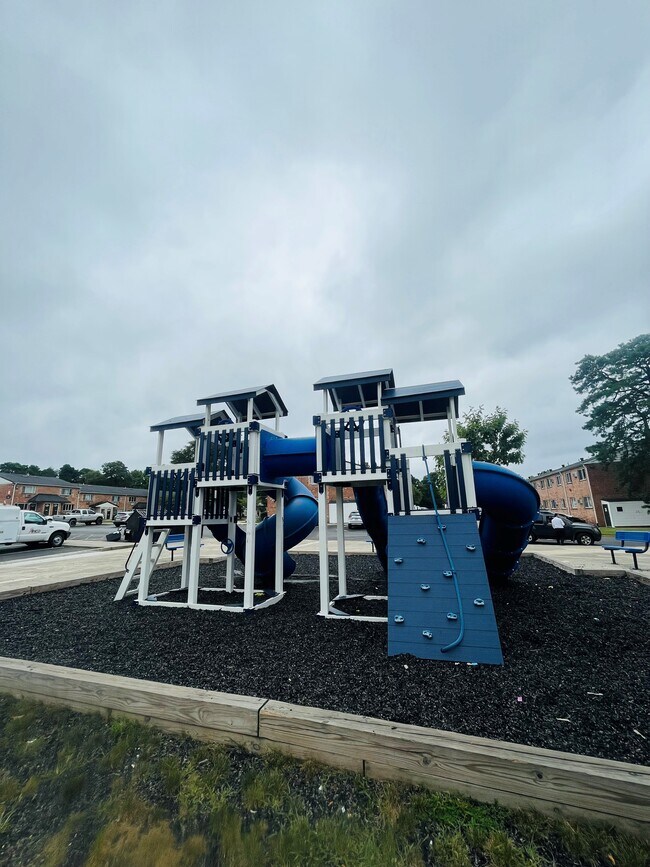 Woodland Village Apartments For Rent in Lindenwold, NJ