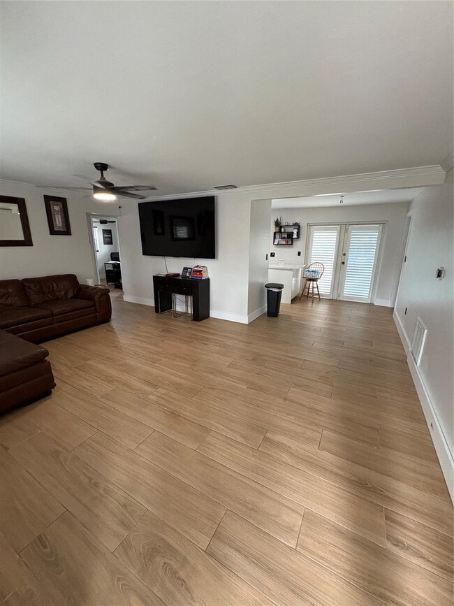 Photo - 1501 SW 6th Ave