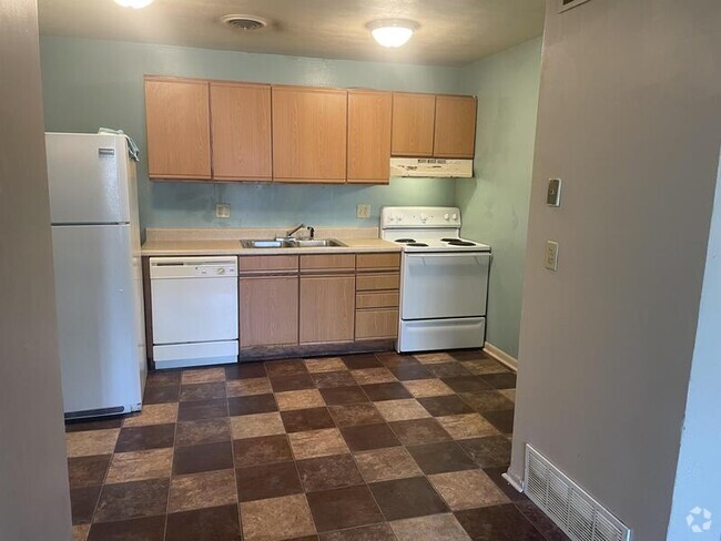 Unit 8 Kitchen - Butler Place Rental