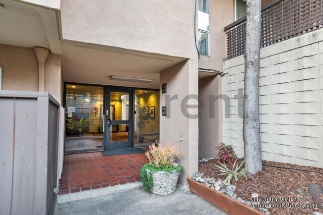 Photo - 407 Orange St