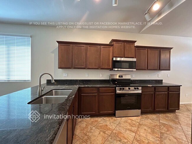 Photo - 10235 W Hilton Ave