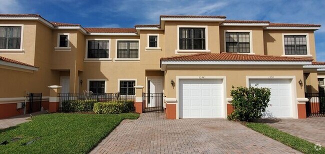 Building Photo - Townhome in Gate Community of TUSCANY PRES...