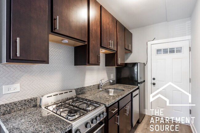 Photo - 707 W Brompton Ave Unit 31