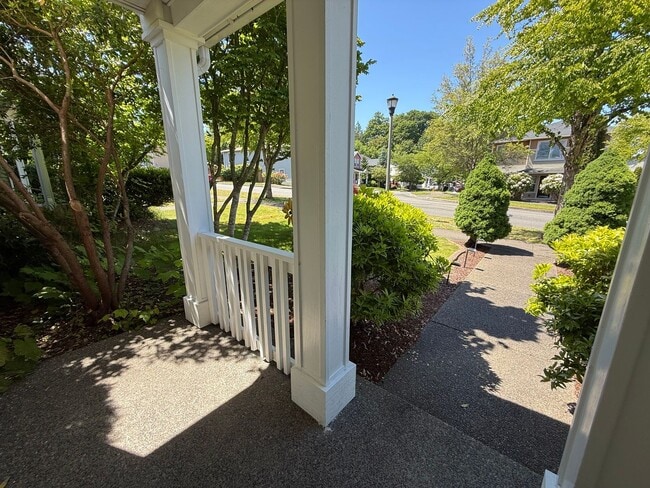 Photo - 1882 Hoffman Hill Blvd