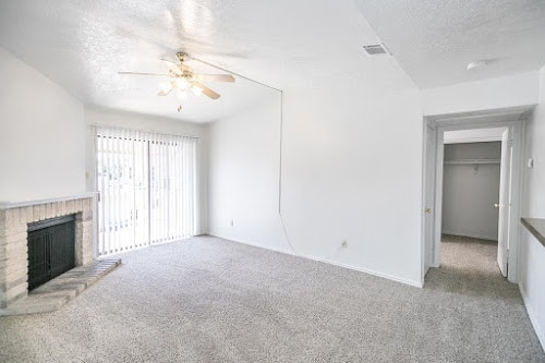 1 BR, 1 BA-720 SF