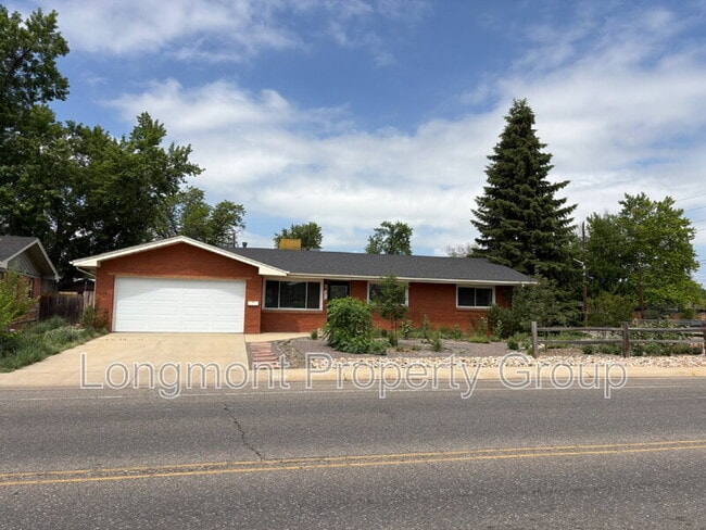 Photo - 1851 Collyer St