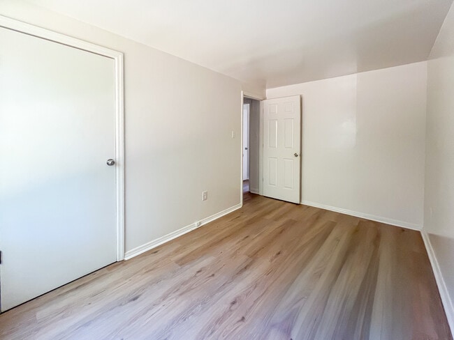 Photo - 7 Fox Hill Dr