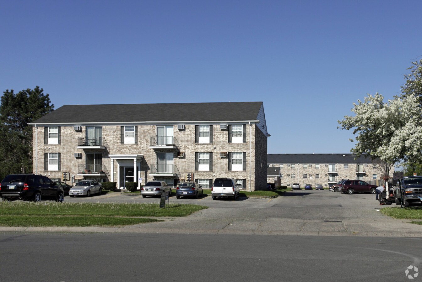 Photo - Parkview Flats