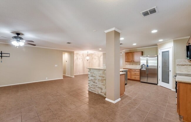 Photo - 5248 Columbia Dr
