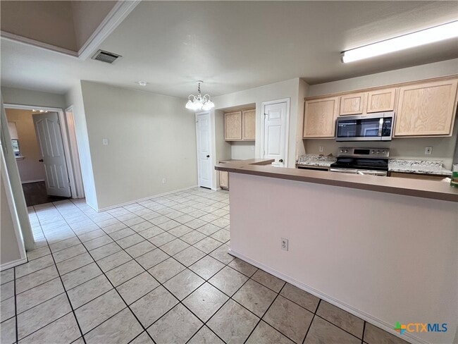 Photo - 809 Sagewood Trail