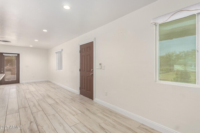 Photo - 2056 W Dobbins Rd