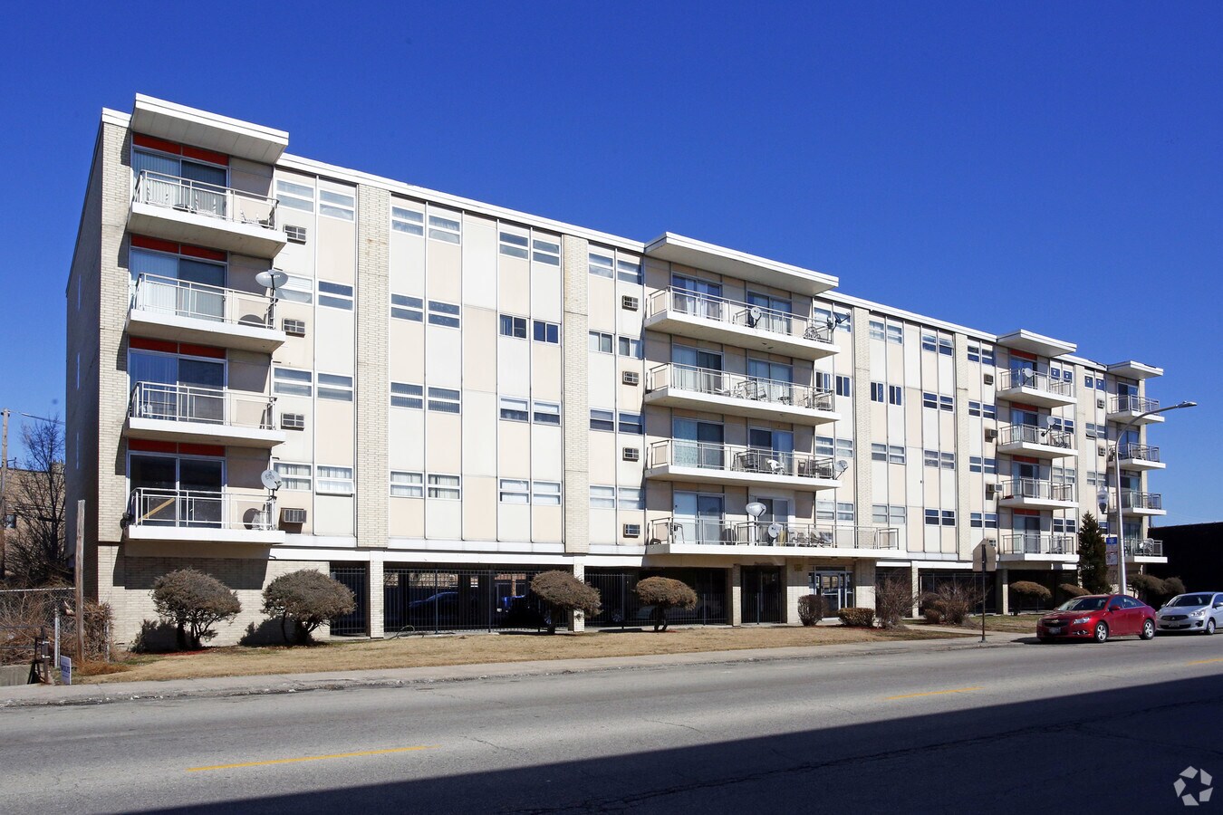 Photo - 1814 W 79th St