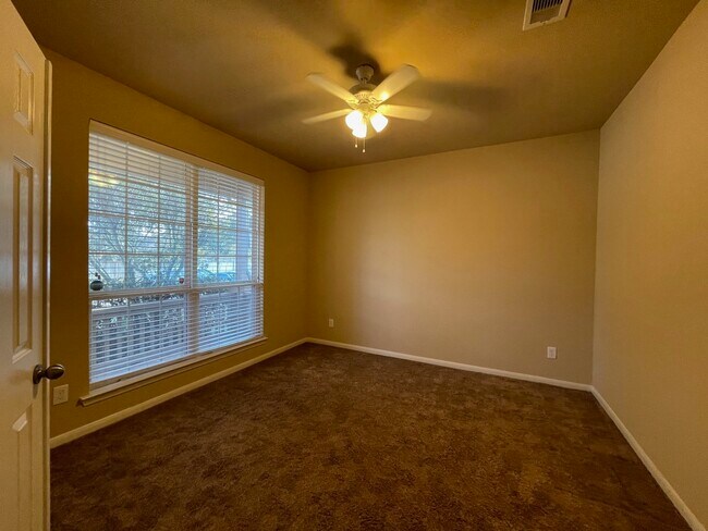 Photo - 21554 Hawkspur Ridge St