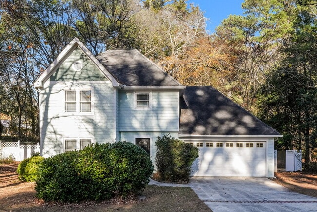 Building Photo - 2130 Grayfield Dr