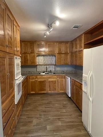 609 Williamsburg Ct