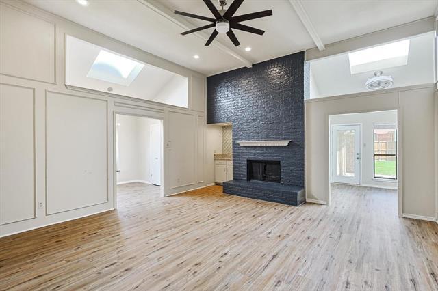 Photo - 653 Raven Ln