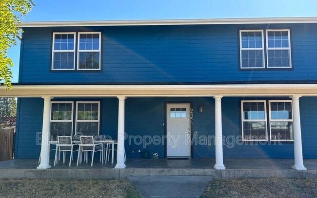 Building Photo - 237 W Alder St