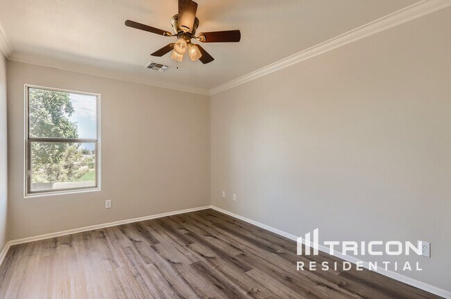 Photo - 7713 S 47th Ln