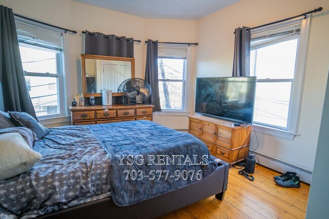 51-53 Riverdale St