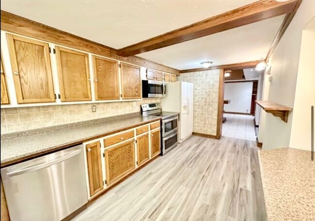 2422 Main St Unit 1