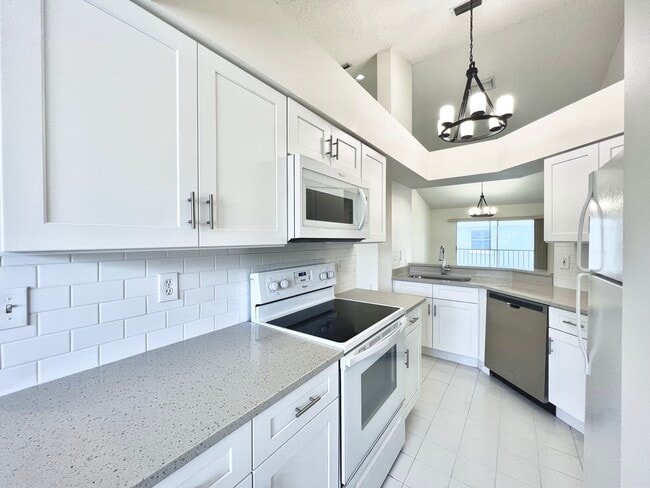 Building Photo - 113 Wading Bird Cir Unit 206
