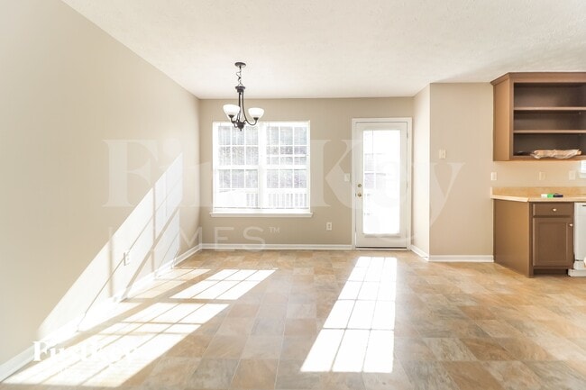 Photo - 4513 Waterman Dr