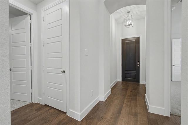 Photo - 625 Brockwell Bend