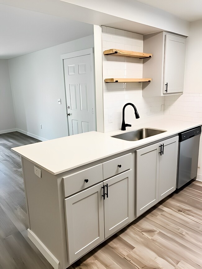Carriage House Apartments