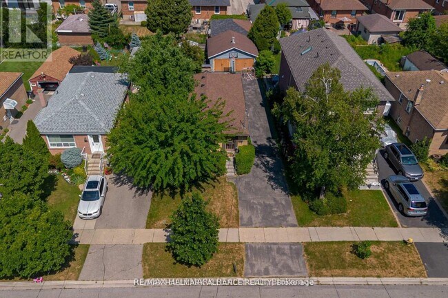 Photo - 43 Trueman Ave