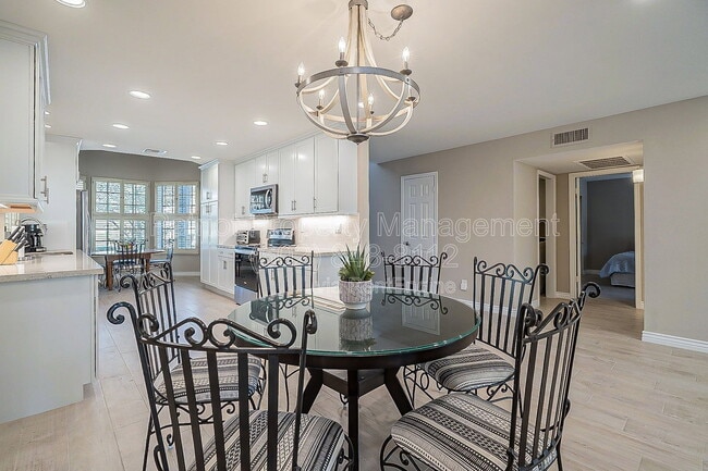 Photo - 10527 E Fanfol Ln