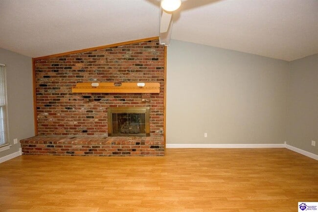 Photo - 226 Carey Ln