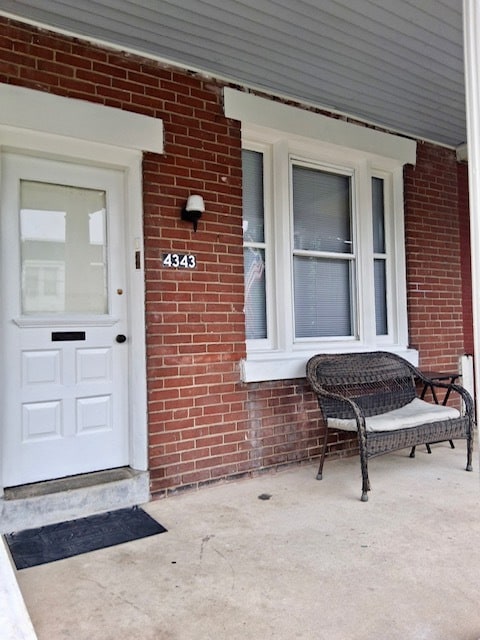 Building Photo - 4343 Benner St Rental