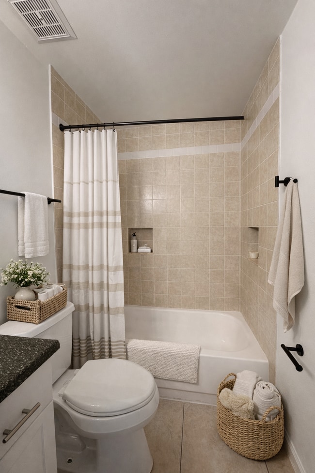 Photo - 6028 Westgate Dr Unit #203