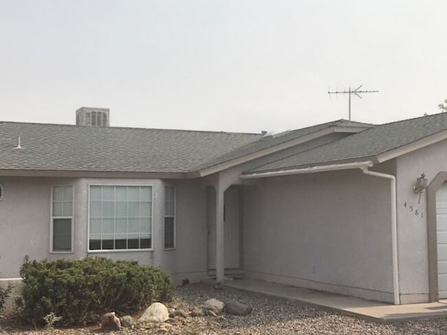Building Photo - Contact Property Pros Property Management Rental