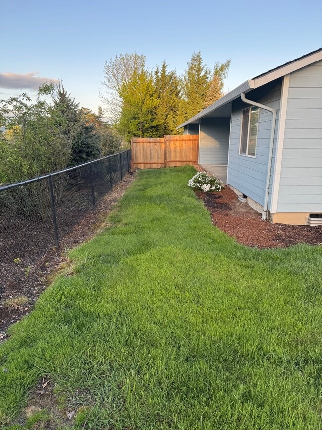 Photo - 400 E Washington St