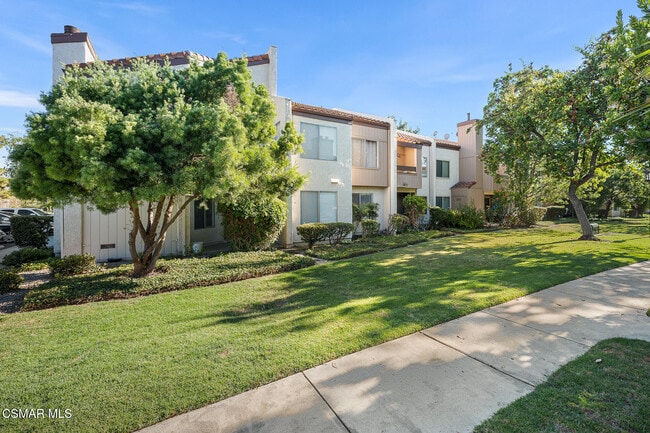 Building Photo - 1748 Sinaloa Rd Rental