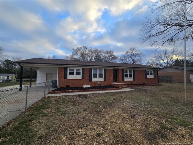 Photo - 1443 Larkhall Dr