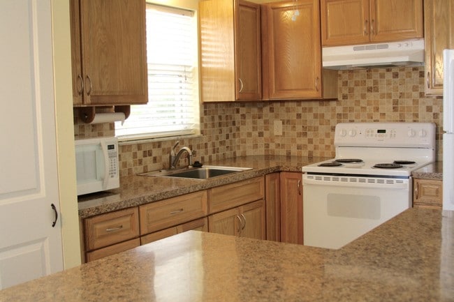 Photo - 4210 Ironwood Cir Unit 301J