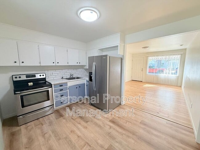 Photo - 3312 V St