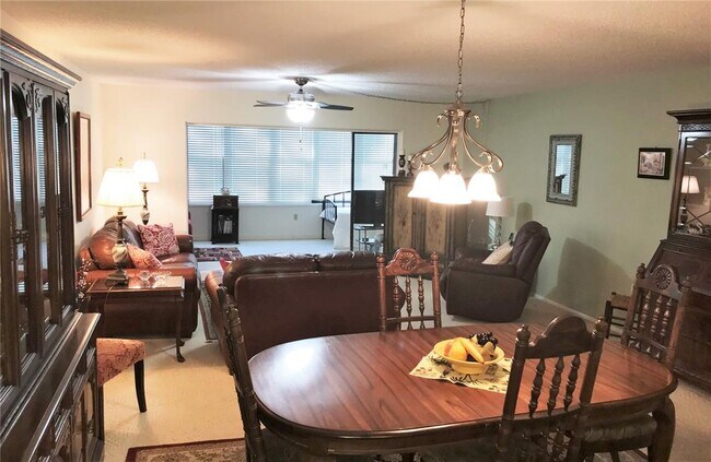 Photo - 577 Lakeside Dr