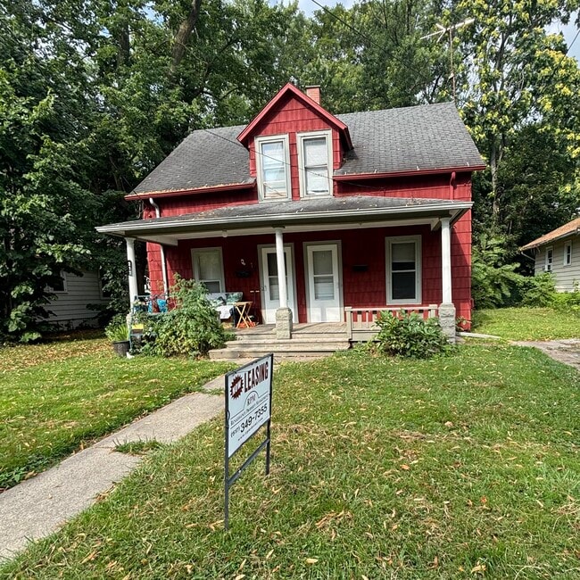 Photo - 219 N Magnolia Ave House