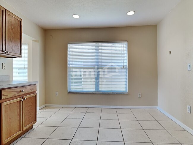 Photo - 5233 Mango Fruit St